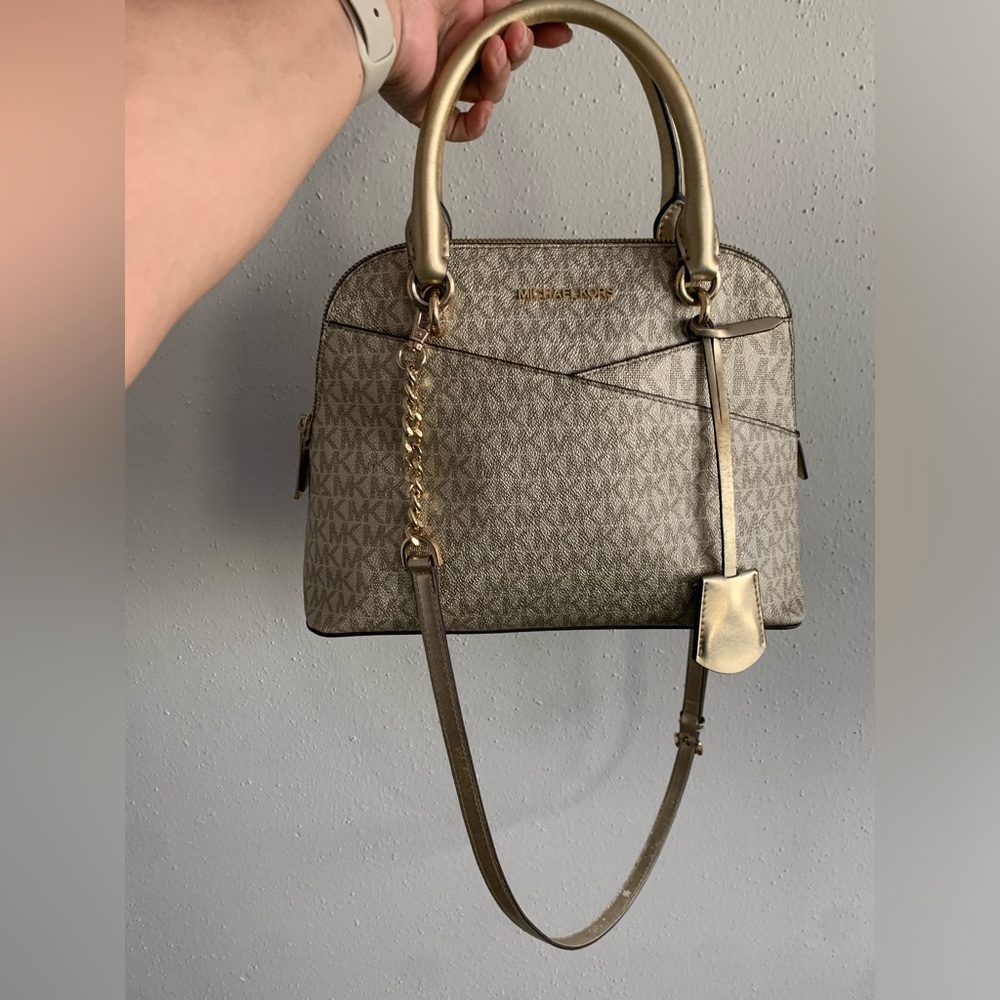 EUC Michael Kors gold crossbody